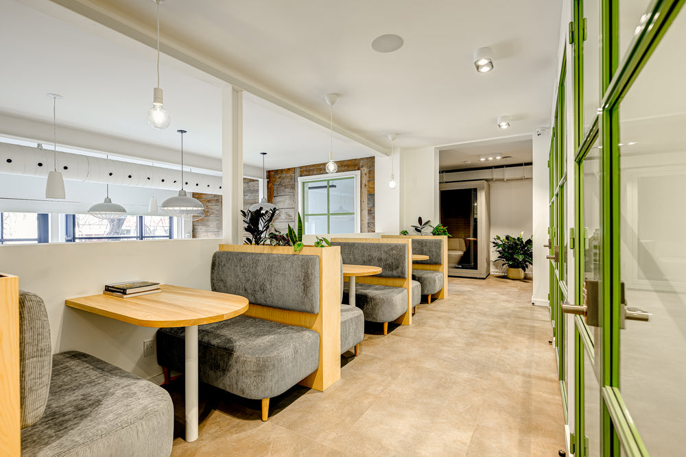 Table et banquette en frêne