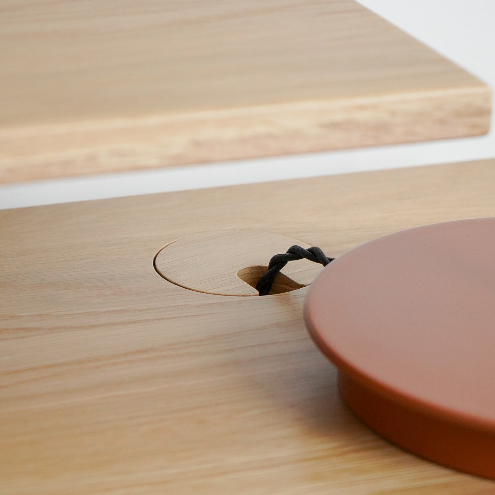 Bureau assis-debout en bois massif